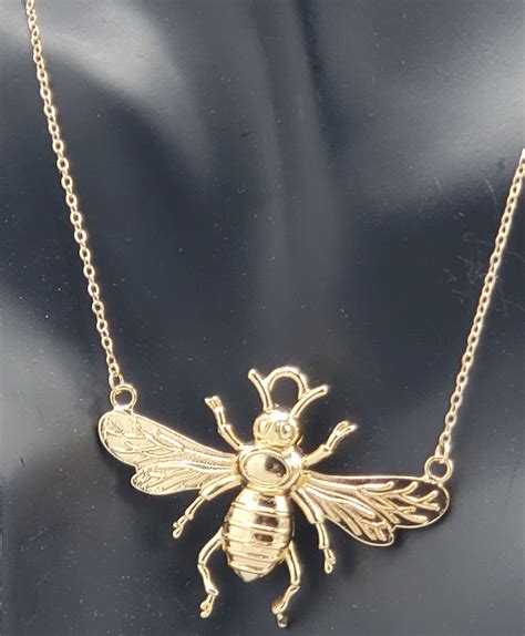 gucci bee jewelry|designer bee necklace Gucci.